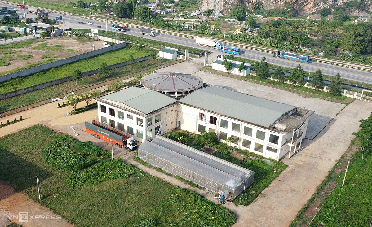 20.000 m2 landwirtschaftliches Zentrum aufgegeben