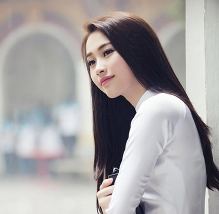 Frisuren für klassische Ao Dai unterstreichen die Schönheit vietnamesischer Frauen – 5