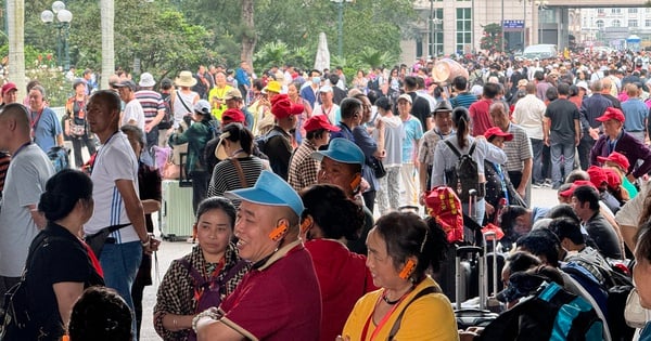 Der Grenzübergang Mong Cai ist wegen chinesischer Touristen auf 0-VND-Touren teilweise verstopft.