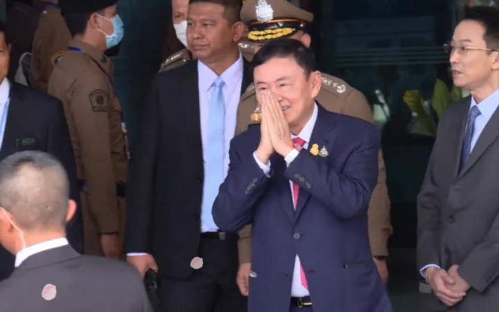 Former Prime Minister Thaksin appears at Don Mueang Airport on August 22, 2023 (Photo: Thai Enquire)