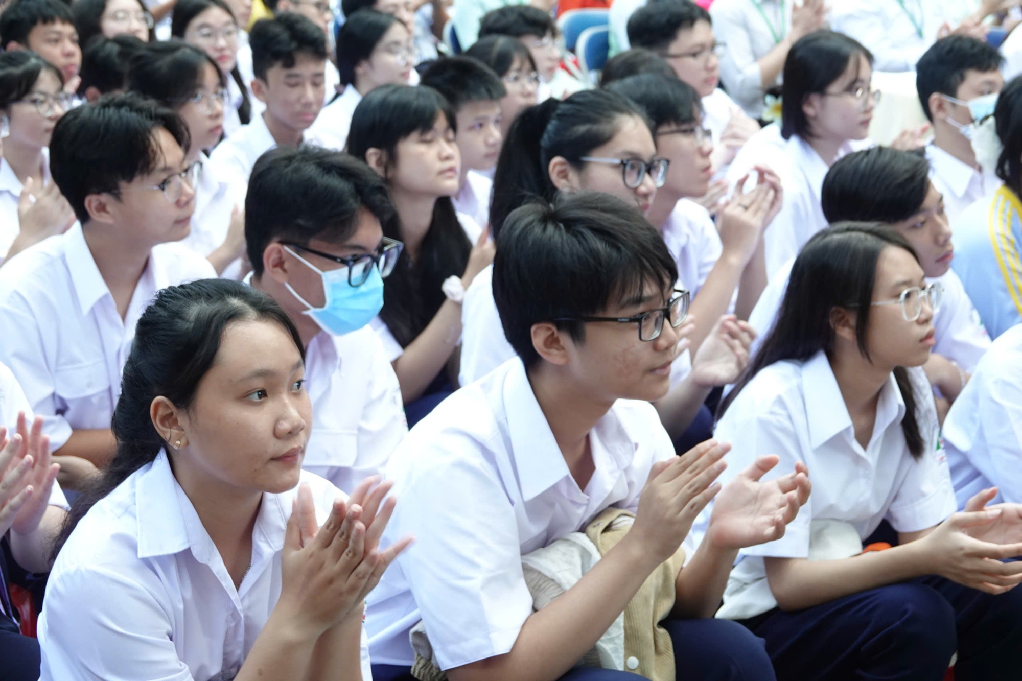 Giáo viên đề xuất 'hai không': Không ban đại diện CMHS lớp, không điện thoại- Ảnh 1.