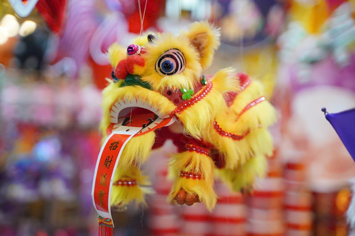 Many young families take to the streets to find the 'old Mid-Autumn Festival' photo 16