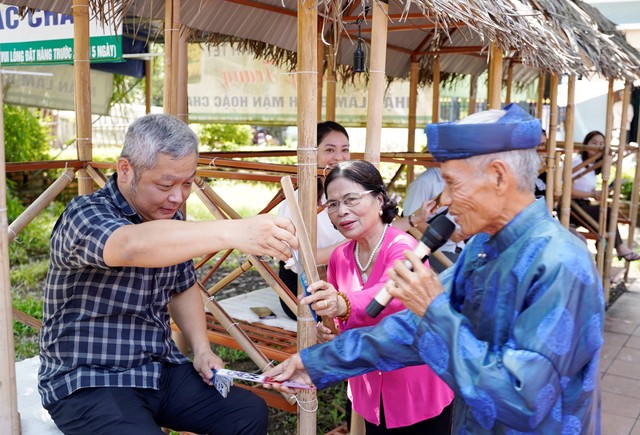 Bảo vệ, phát huy giá trị di sản nghệ thuật Bài Chòi tại Thừa Thiên Huế - Ảnh 3.