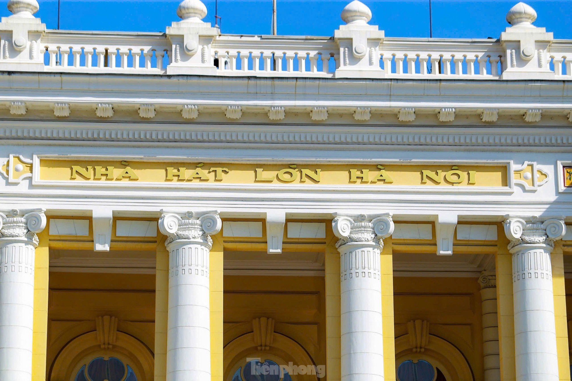 Hermosa arquitectura francesa de la Ópera de Hanoi con más de 100 años de antigüedad. Foto 4