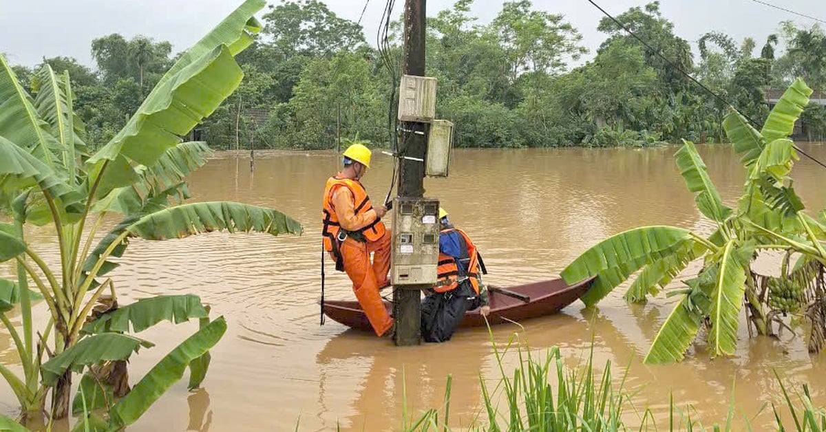 Hơn 5,6 triệu khách hàng được tái cấp điện sau bão, còn bao nhiêu hộ vẫn chưa có điện?