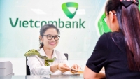 Vietcombank は、個人顧客および小売組織向けに優遇金利のローン プログラムを継続的に実施しています。