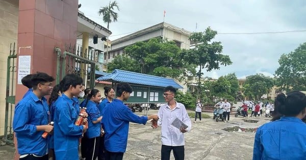 358 candidates from Thai Binh and Nam Dinh provinces were absent on the first day of the exam.