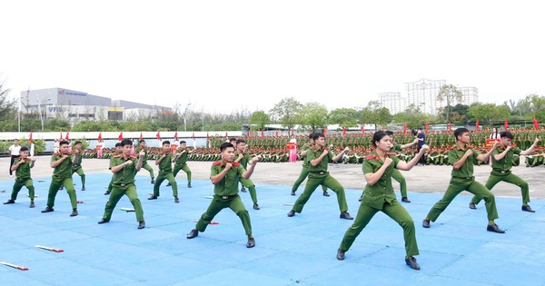 Những hình ảnh đẹp của học viên cảnh sát nhân dân trong lễ khai giảng