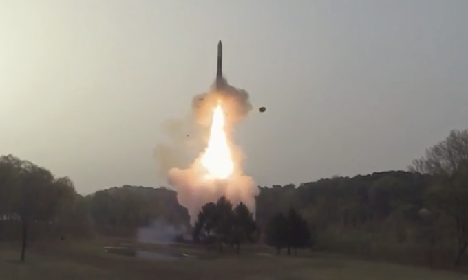 Die Hwasong-18-Rakete wurde am 12. Juli in Nordkorea testweise gestartet. Foto: KCNA