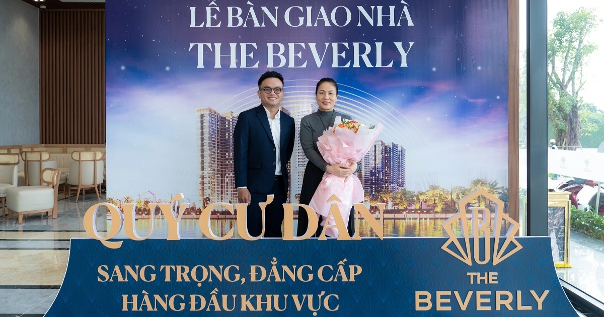 អ្នករស់នៅ Beverly ទទួលបានផ្ទះរបស់ពួកគេ បញ្ចប់ផ្នែកខាងក្នុង ហើយផ្លាស់ទីទៅមុន Tet