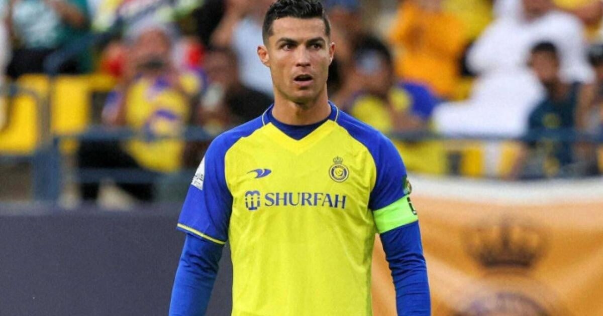 Ronaldo chốt tương lai khiến CĐV hụt hẫng