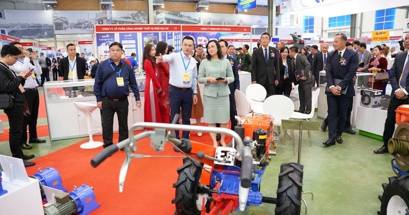 Vietnam affirms its role as an important manufacturing center of the world.