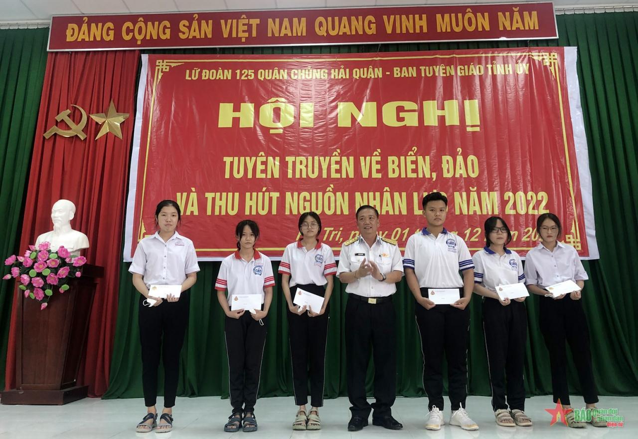 Lữ đoàn 125, Bộ tư lệnh Vùng 2 Hải quân tuyên truyền biển, đảo và thu hút nguồn nhân lực 