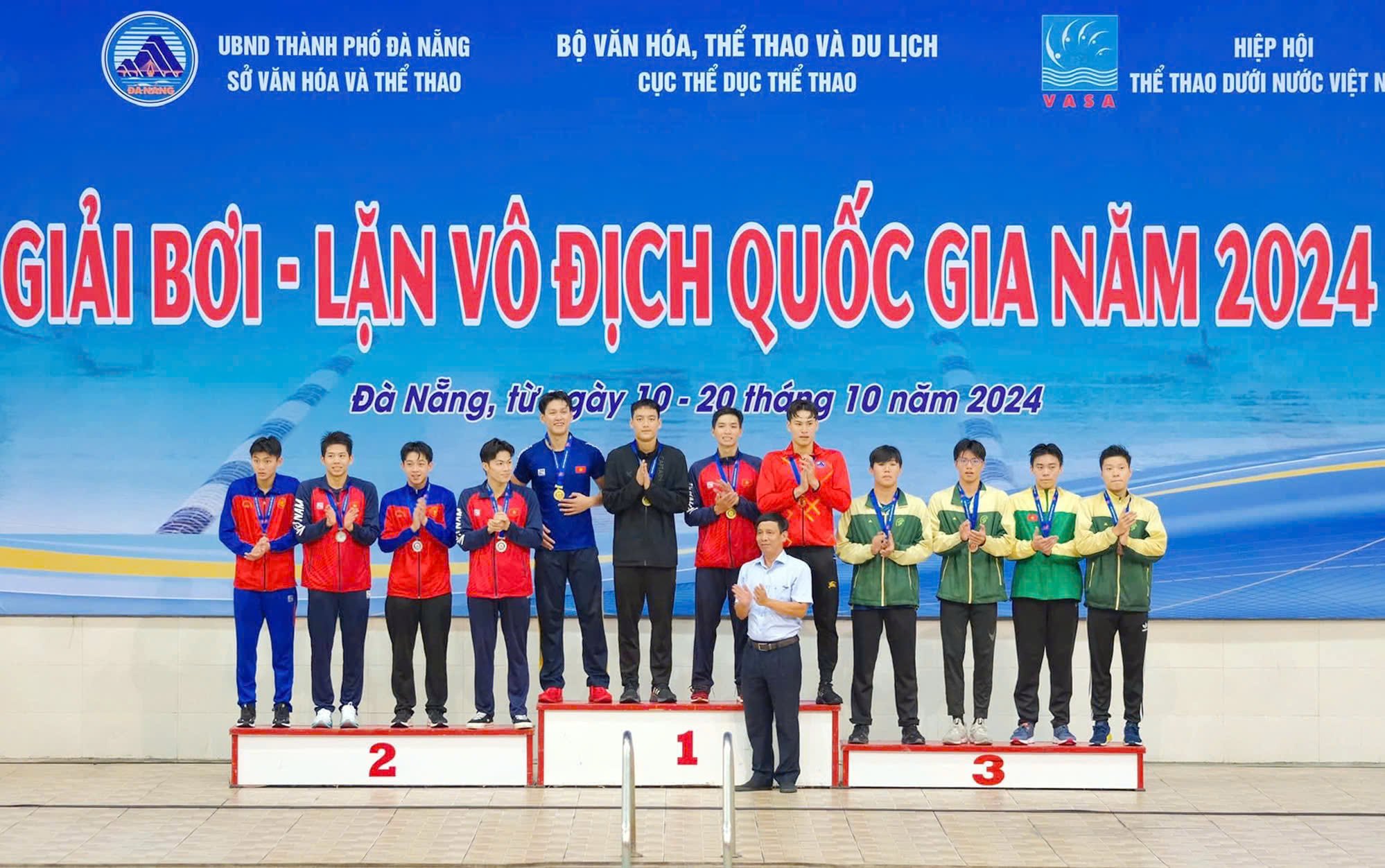 Kình ngư Kim Sơn của ĐH Duy Tân giành 5 huy chương tại giải Bơi - Lặn quốc gia- Ảnh 1.