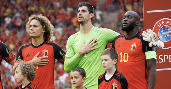 Courtois dément les rumeurs selon lesquelles il quitterait l'équipe nationale belge simplement parce que Lukaku a reçu le brassard de capitaine