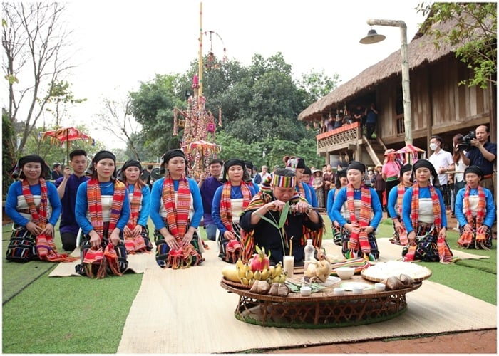 El Festival del Día del Padre tailandés en Thanh Hoa es un patrimonio nacional, imagen 1.