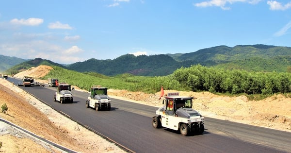 Accélération du décaissement de 11 000 milliards de VND supplémentaires pour le projet d'autoroute Nord-Sud