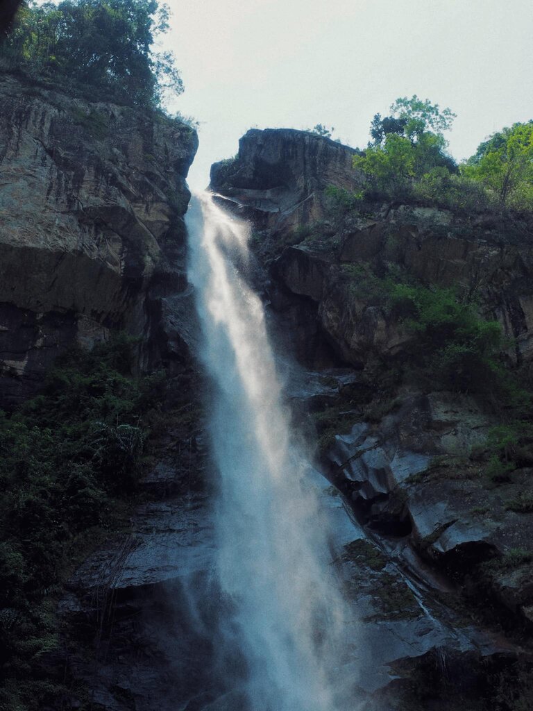 La beauté majestueuse de la cascade Hang Te Cho. Photo : Diep Huu Dat