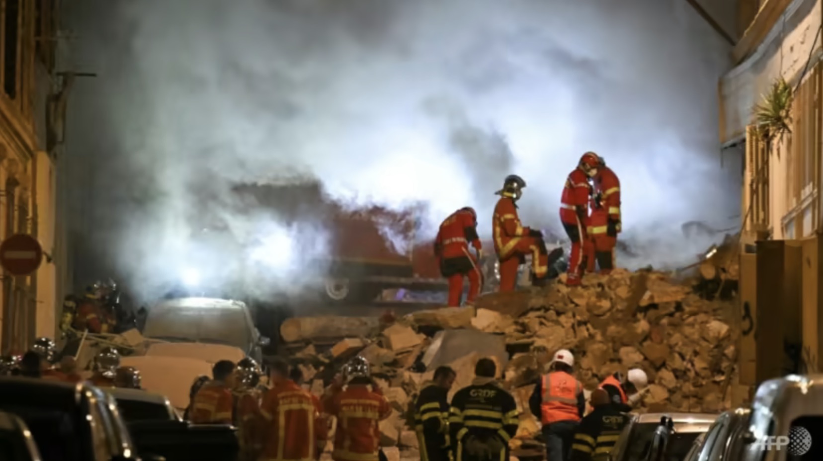 フランス、マルセイユのビル崩壊で5人負傷（写真1）