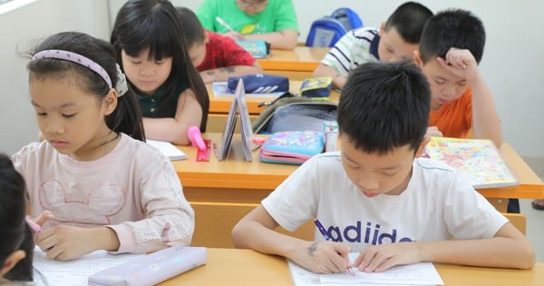 6학년 입학시험 취소에 학부모들, 성적증명서 '마법처럼' 바뀔까 걱정