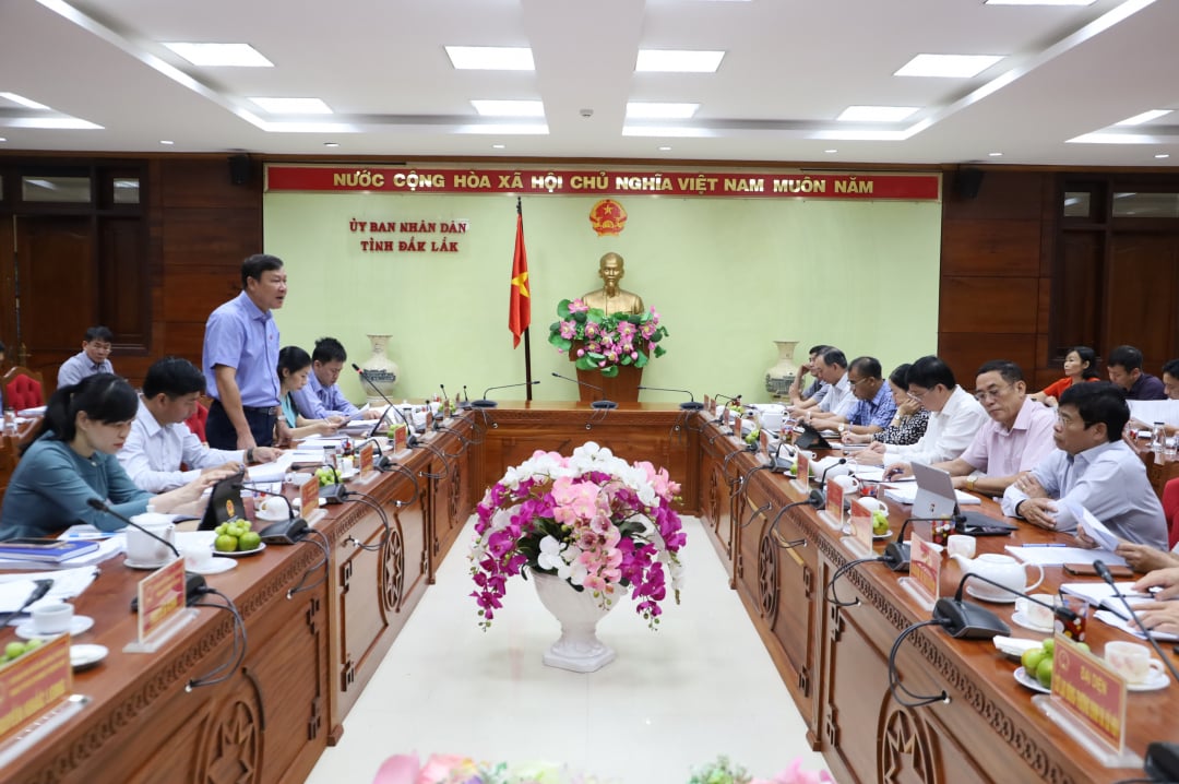 Delegates attending the meeting.