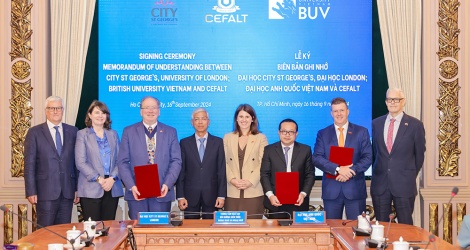 British University Vietnam unterzeichnet Kooperationsabkommen mit City St George's University