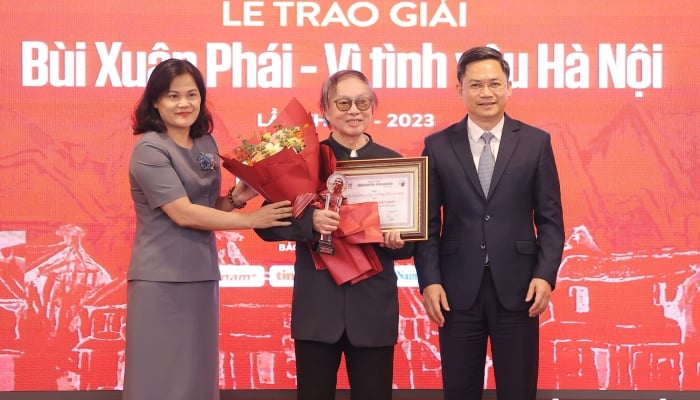 Giải thưởng Bùi Xuân Phái - Vì tình yêu Hà Nội 2023: Giải thưởng Lớn được trao cho NSND Đặng Nhật Minh