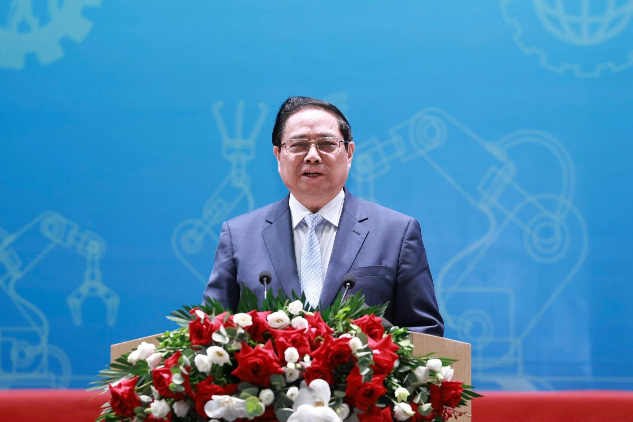 Premierminister Pham Minh Chinh spricht auf dem Forum