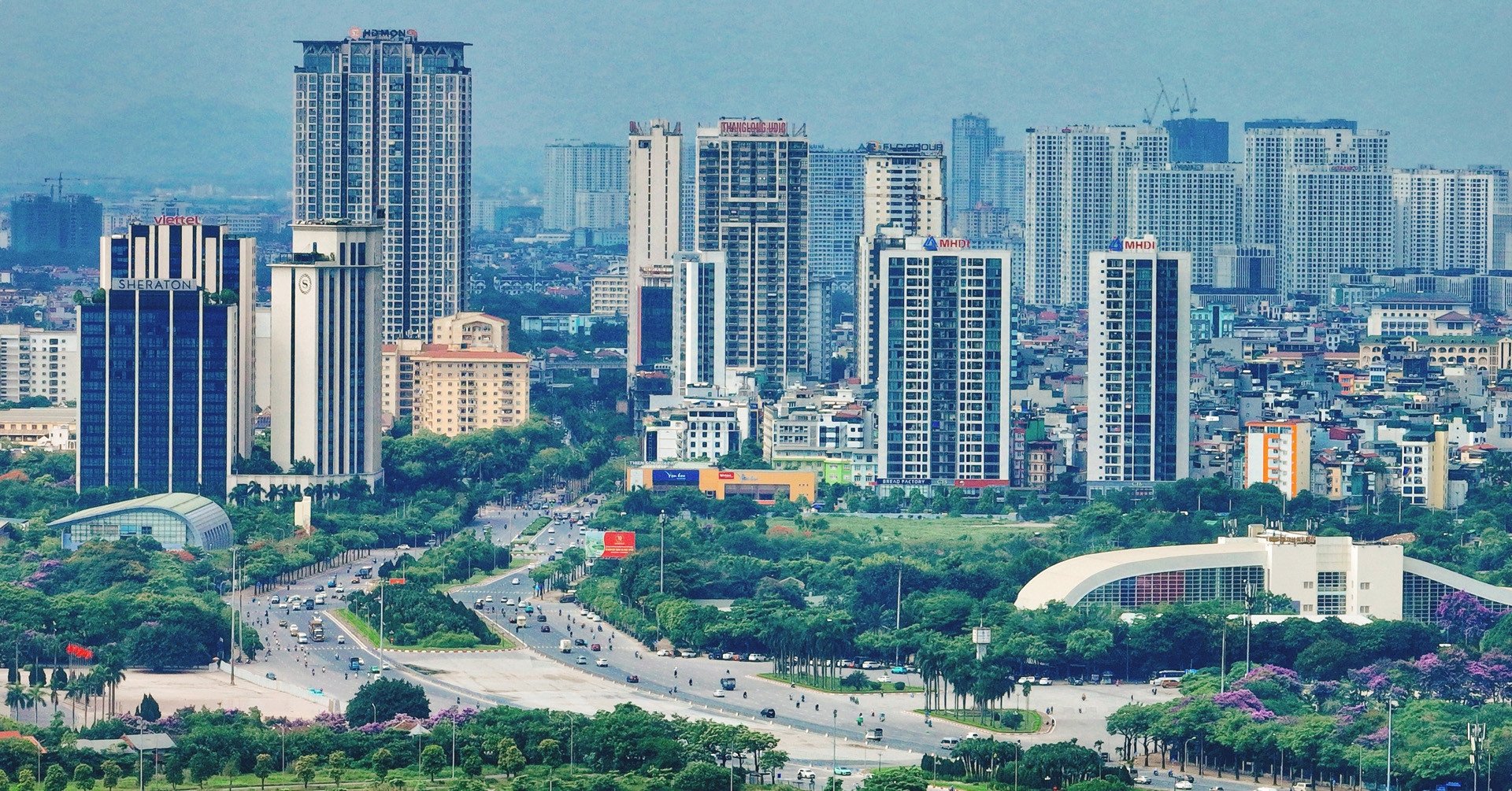 Giá chung cư trăm triệu/m2, ông lớn bất động sản dồn dập khoe lãi