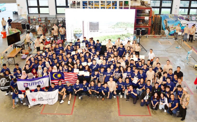 IDEERS atrae a equipos fuertes de muchas universidades de Asia y el Pacífico para participar. Foto: Universidad Duy Tan