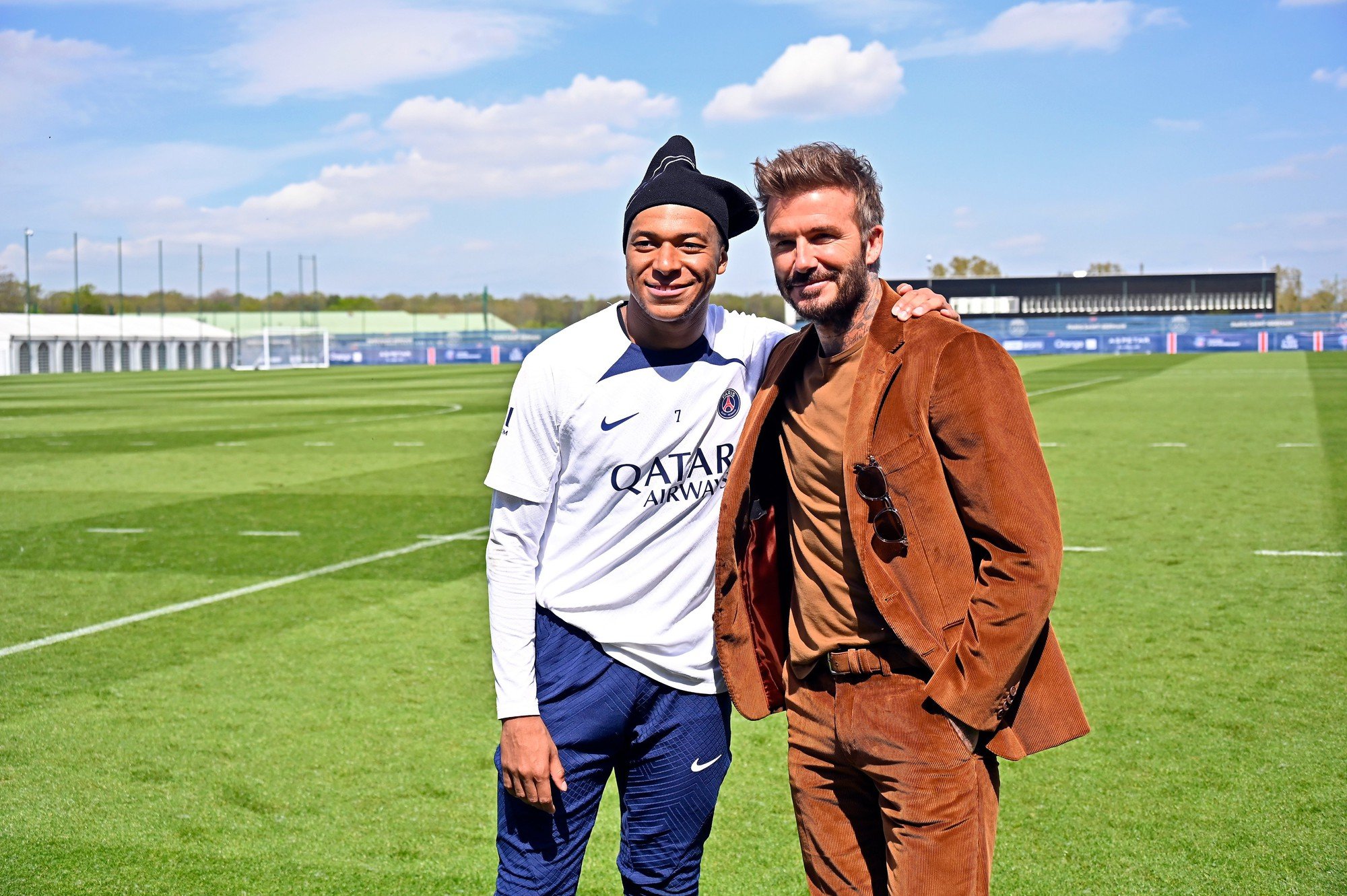 David Beckham bất ngờ gặp Messi và CLB PSG - Ảnh 2.