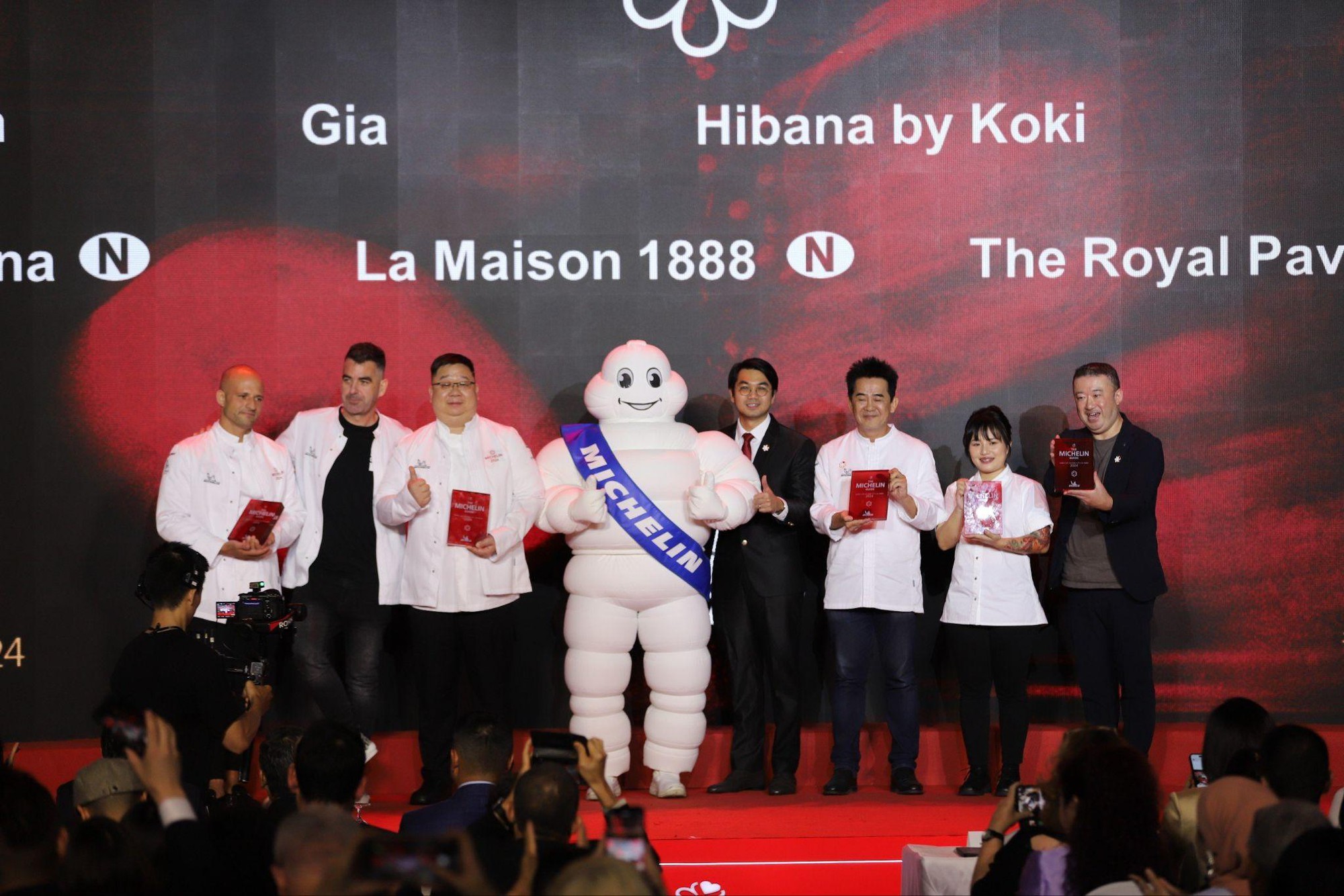 Michelin Guide Vietnam 2024 chính thức đặt Đà Nẵng lên đài danh vọng - Ảnh 1.
