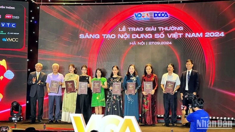 Trao Giải thưởng Sáng tạo nội dung số Việt Nam năm 2024 ảnh 1