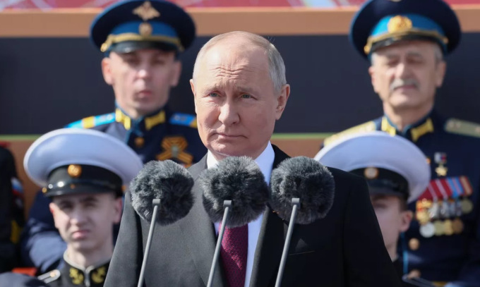 Präsident Putin bei der Siegesparade auf dem Roten Platz am 9. Mai. Foto: Ria Novosti