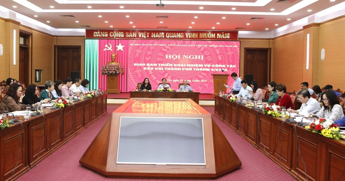 Hanoi press focuses on propaganda to celebrate 70th anniversary of capital liberation