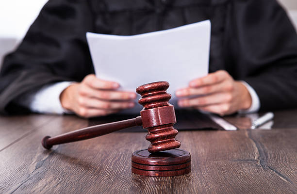 中国で物議を醸した末、2人の「児童殺人犯」に終身刑