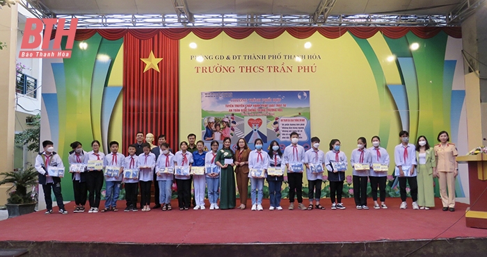 Mỗi thanh niên là một đại sứ tuyên truyền bảo đảm trật tự an toàn giao thông