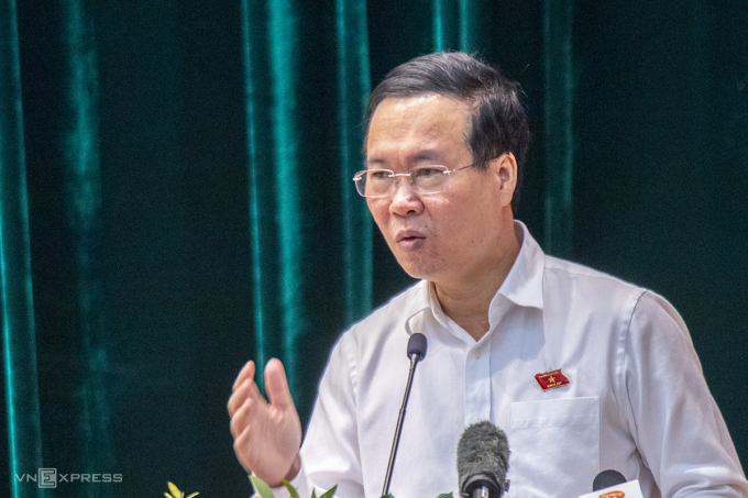 El presidente Vo Van Thuong en una reunión con votantes en Da Nang en la tarde del 28 de junio. Foto: Nguyen Dong