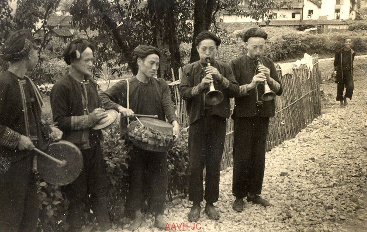 1941年のサパの生活を写した貴重な写真 - 写真4 Nhung buc anh hiem co ve cuoc song o Sa Pa nam 1941-Hinh-4