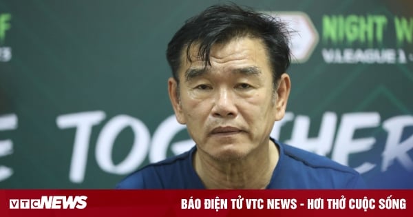 Da Nang Club fires coach Phan Thanh Hung