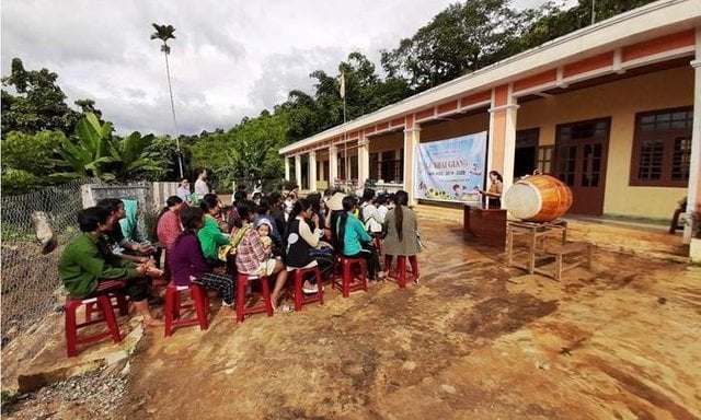 Opening day at a school in Quang Binh