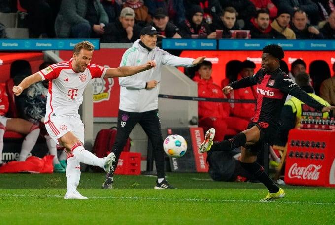 Harry Kane schießt während der 0:3-Niederlage der Bayern gegen Leverkusen in der Bay Arena in der 21. Runde der Bundesliga am 10. Februar. Foto: AFP