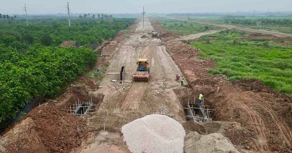 Wie verläuft der Bau der Ringstraße 4 durch den Bezirk Dan Phuong?