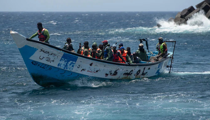 Barcos fantasmas llenos de cadáveres flotan en el Atlántico