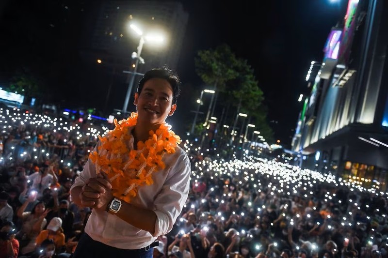 現在選挙で首位に立つMFPの首相候補、ピタ・リムジャルーンラット氏。（写真：ロイター）