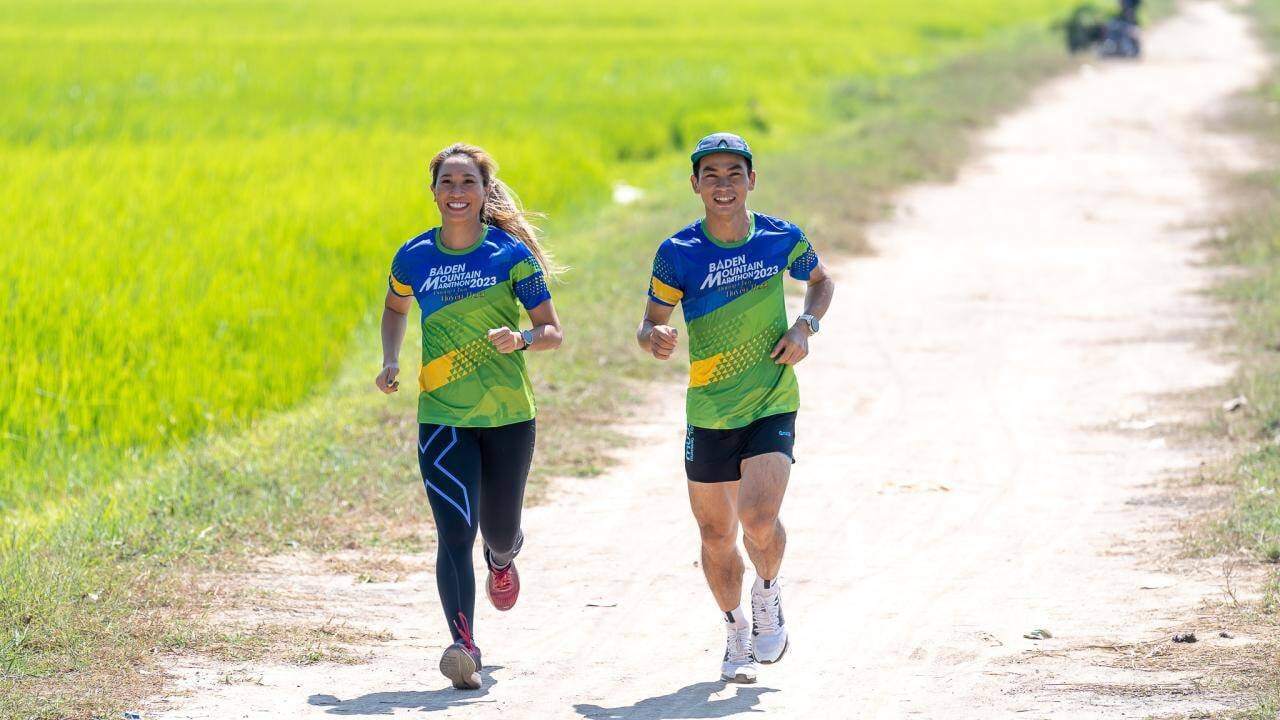 The top marathon in the South officially takes place in Tay Ninh 4