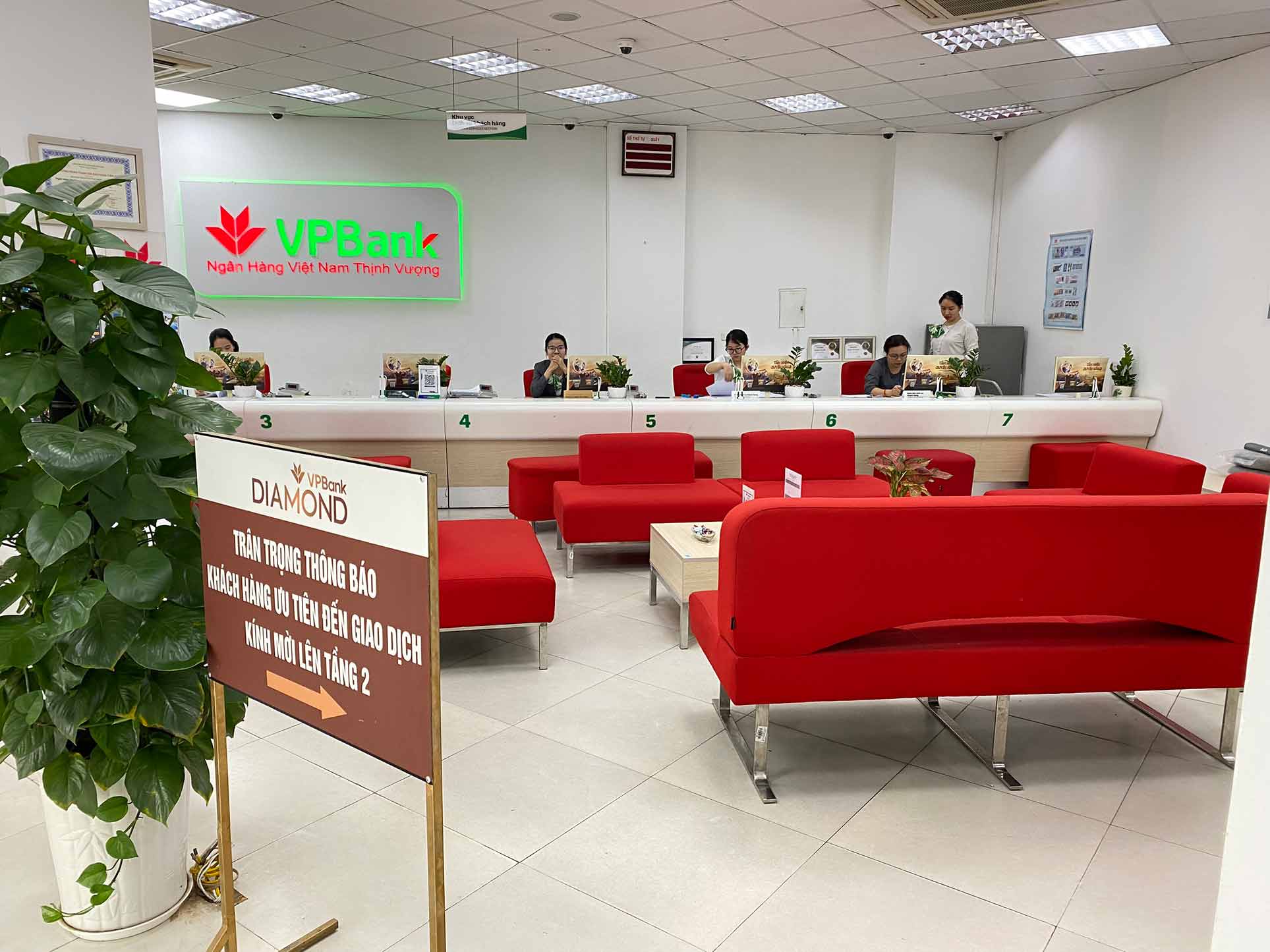 Bank branches on New Year's Day.