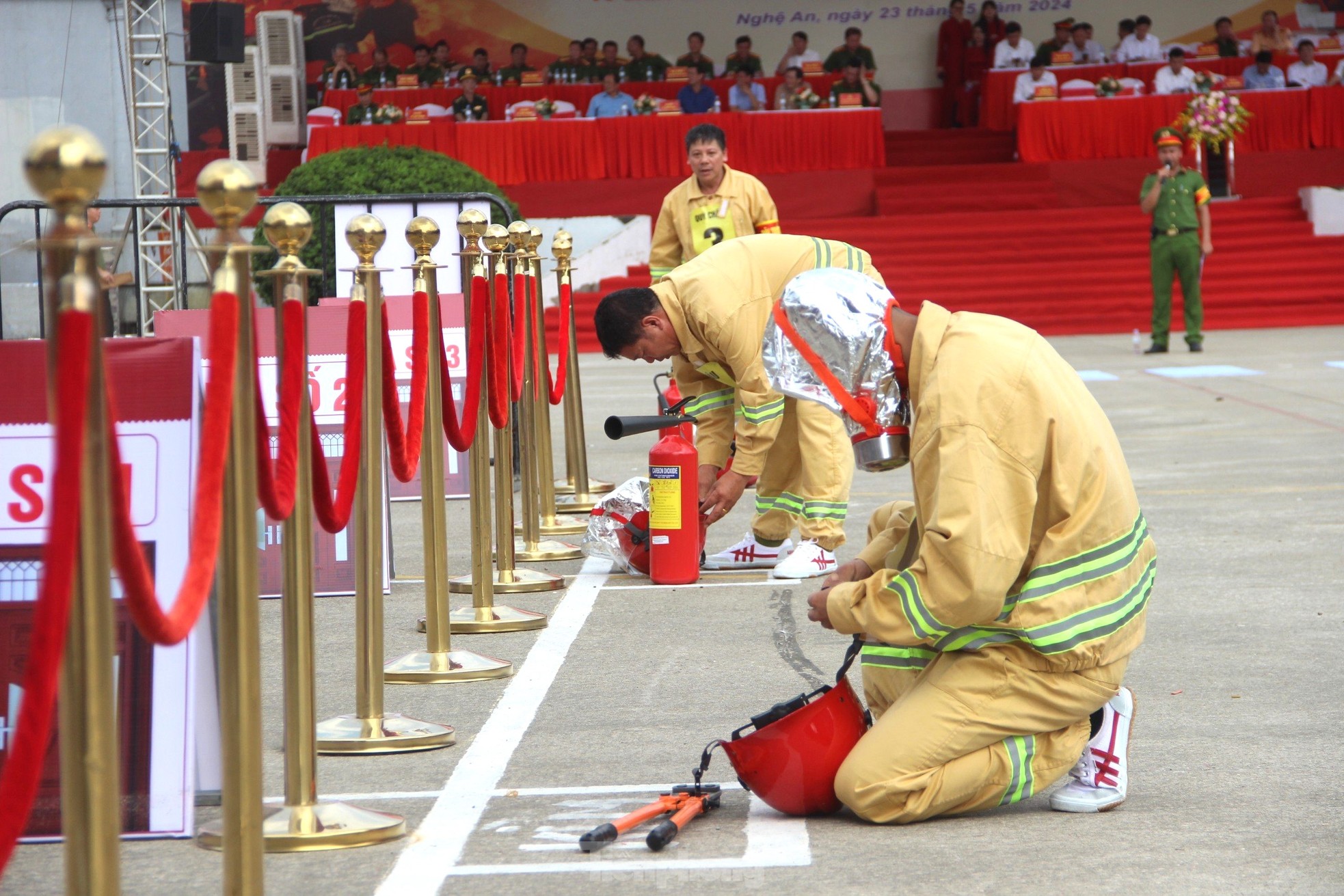 Sôi nổi tranh tài hội thi nghiệp vụ an toàn phòng cháy, chữa cháy ảnh 2