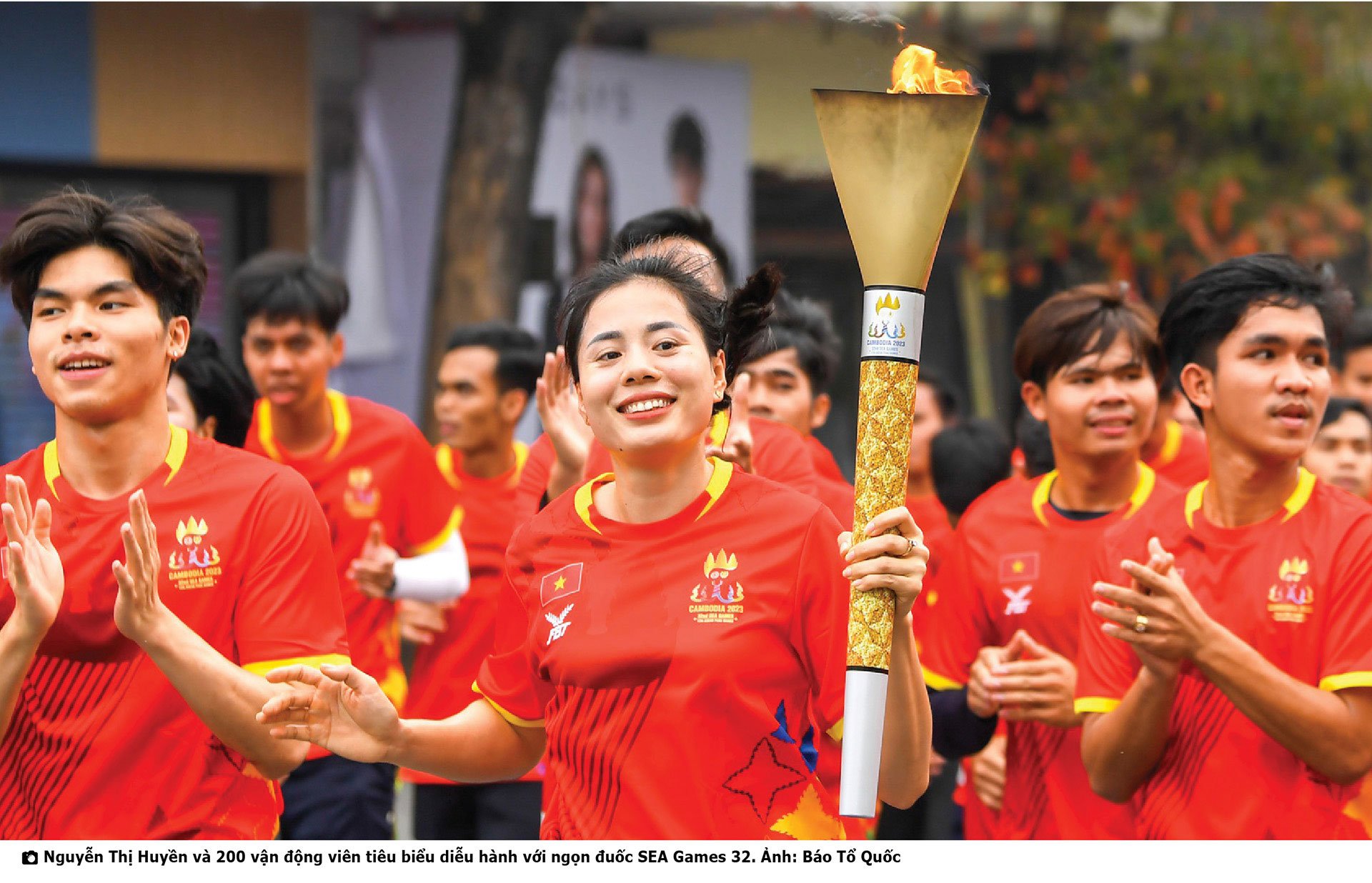 "Cô gái vàng" điền kinh Nguyễn Thị Huyền: Ngày nhỏ, lúc nào tôi cũng phải mò cua, bắt ốc - Ảnh 12.