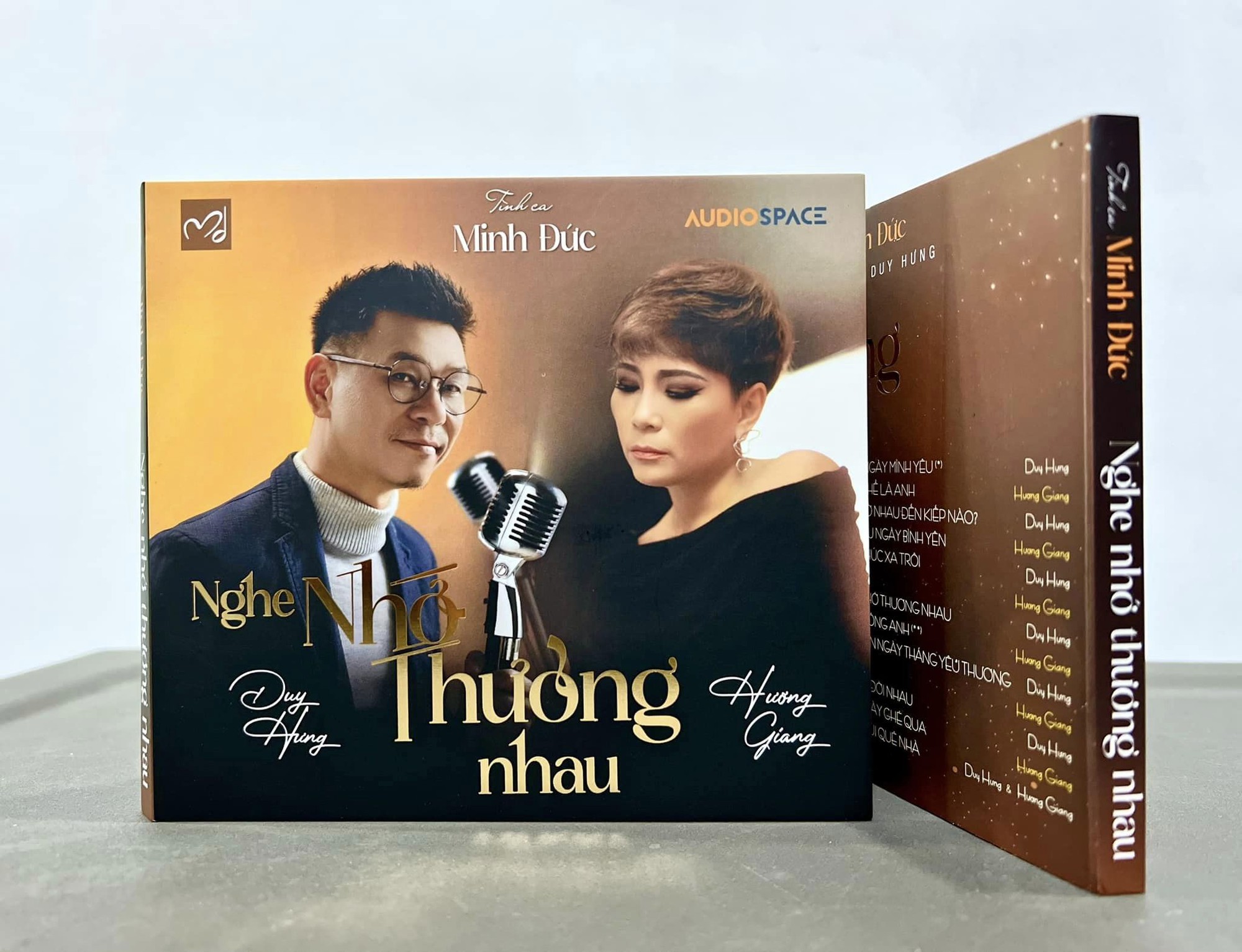   ‘Sầu nữ phòng trà’ Hương Giang hát tình ca Minh Đức  - Ảnh 2.